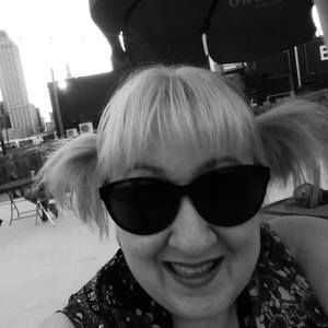 Meet your Posher, Jyl